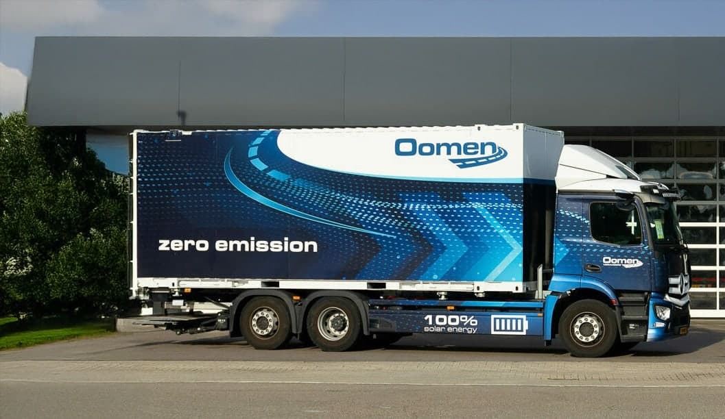 Elektrische eActros bij Oomen Verhuizers