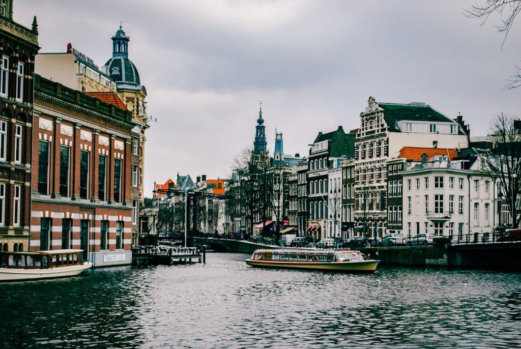Verhuizen naar een stad: wat te verwachten en hoe je voor te bereiden