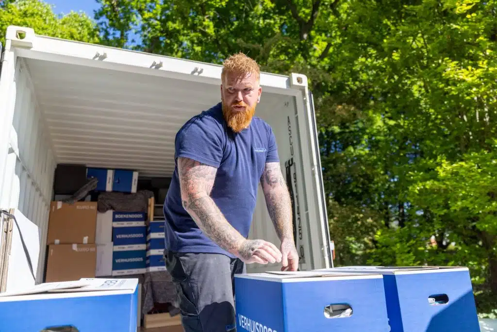 Foreman Driver (C/CE driving license)